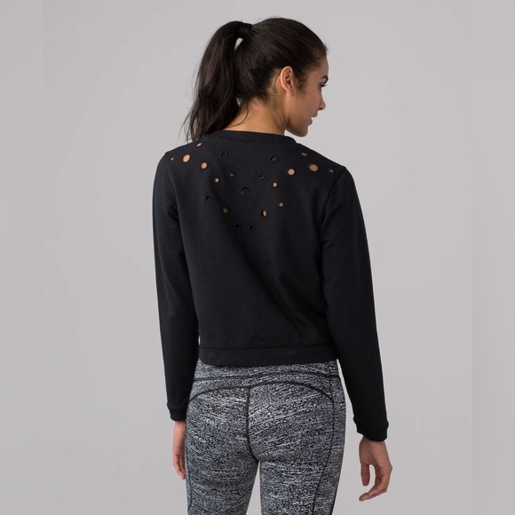 Lululemon Eyelet Space Crew - Picture 2 of 10